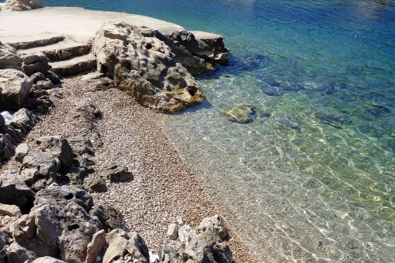 Seaside Holiday House Cove Vela Prapratna Oskorusno Bagian luar foto