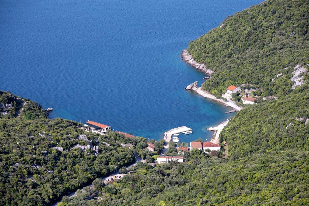 Seaside Holiday House Cove Vela Prapratna Oskorusno Bagian luar foto