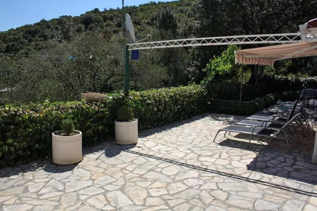 Seaside Holiday House Cove Vela Prapratna Oskorusno Bagian luar foto